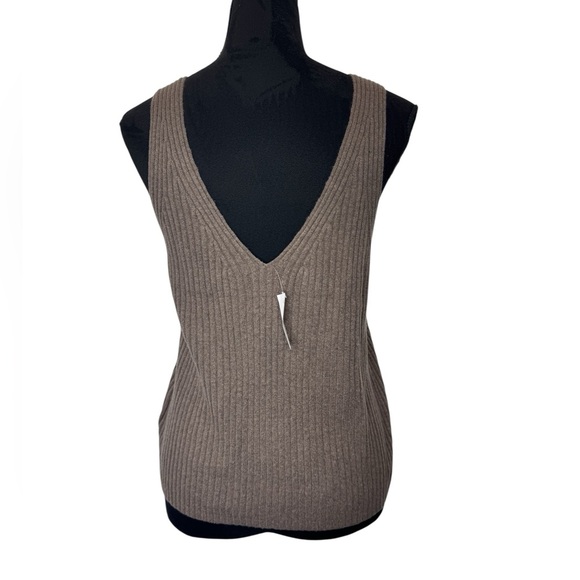 Gap Ribbed Knit Sleeveless Top Brown - Picture 3 of 10